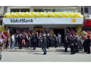 Vakıfbank Afyokarahisar’da Altıncı Şubesini Açtı