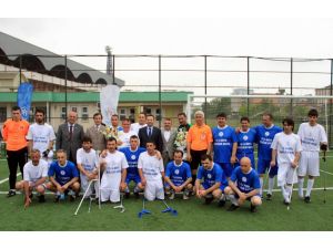 Engelliler İle Protokol Maçı