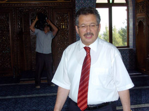 Büyükşehir yasası 3-4 aya kadar meclisten geçecek