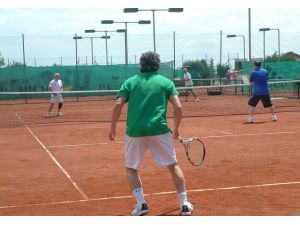 8. Senyör Tenis Takım Şampiyonası Ali Bey Club Manavgat’ta Başladı