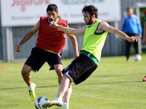 Bursaspor’da Gençlerbirliği Maçı Hazırlıkları Sürüyor