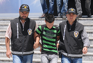 40 Bıçak Darbesiyle Öldürmüşler