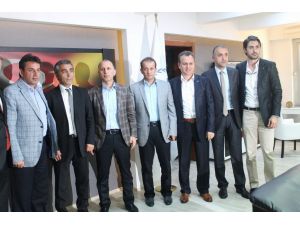 Trabzonspor Başkan Adayı Muharrem Usta Seçim Gezilerini Sürdürüyor