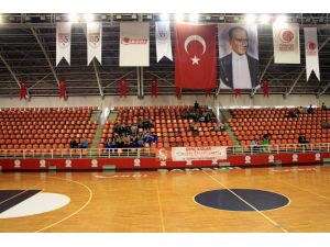 Genç Kızlar Türkiye Şampiyonasına İlgi Yok