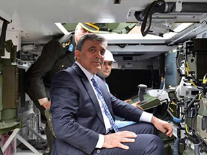 Cumhurbaşkanı Gül Tank Kullandı