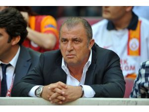 Galatasaray-trabzonspor Maçı Golsüz Eşitlik Sürüyor