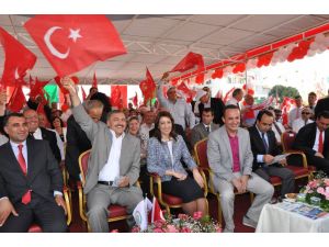 Bakan Eroğlu, İzmir’de Açılış Ve Temel Atma Törenine Katıldı