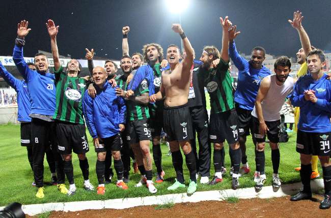 Akhisar seneye kadrosunu korumak istiyor