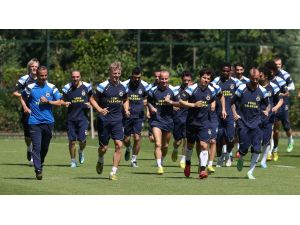 Fenerbahçe, Trabzonspor Maçı Hazırlıklarını Sürdürüyor