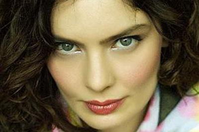 Nil Karaibrahimgil evleniyor 