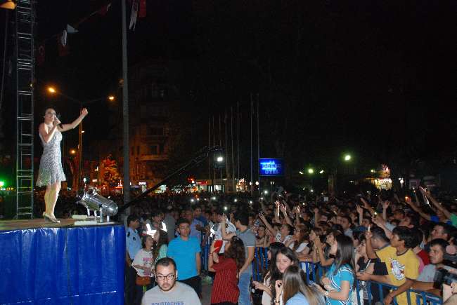 Mersin’de Göksel rüzgarı esti