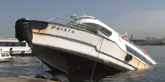 Haliç’te Turistik Gezi Yatı Battı