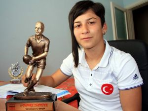 3 Branşta Şampiyon