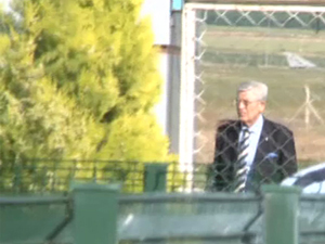 VIP Kapısından Cezaevi Aracına