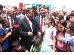 Milli Savunma Bakanı İsmet Yılmaz: