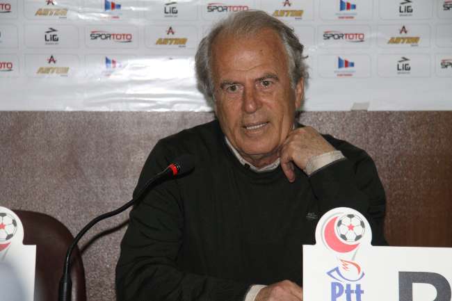 Mustafa Denizli, Çaykur Rizespor’la yol ayrımında