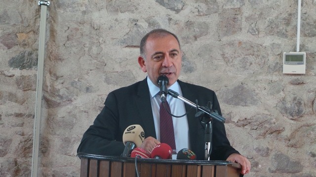 Gürsel Tekin’den Başbakan’a hodri meydan