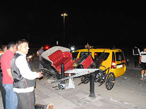 Korkan Atlar Kordon’u Birbirine Kattı