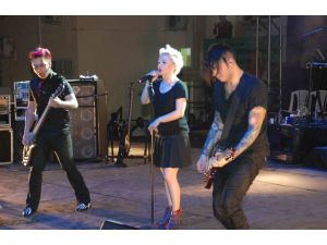 Grup Model Hayranlarını Coşturdu