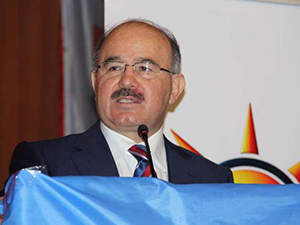 Çelik; Eski Başbakanlar İki Büklümdü