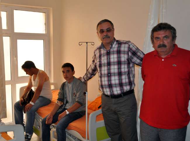 Öğrencileri otobüsü kaza yaptı: 1 ölü, 45 öğrenci yaralı