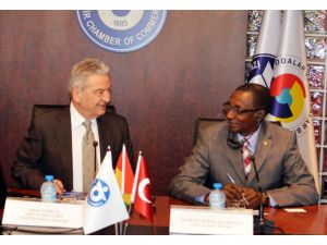 Gine Ticaret Bakanlığından İztoya Ziyaret