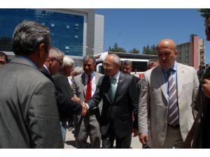 Kılıçdaroğlu, Burdur’da Stk Temsilcileri Ve İşadamları İle Bir Araya Geldi