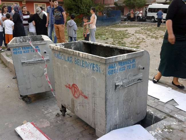 Bağcılar’da çöp konteynırında cenin bulundu