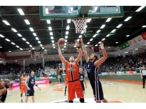 Banvit Evinde Kazanarak Finale Adını Yazdırmak İstiyor