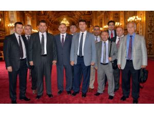 Bursa Belediyeler Birliği Üyeleri Fransız Senatosunu Gezdi