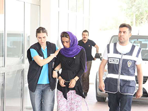 Hırsızlık Yapan Hamile Kadın Yakalandı