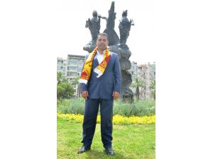 Göztepe’de Yeni Başkan Hüseyin Altınbaş Oldu