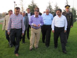 İçişleri Bakanı Şahinin Çorumda Şehit Ailesini Ziyareti