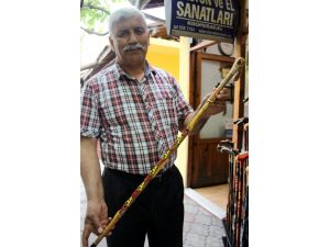 Fatih Terim’e Aslan Figürlü Baston