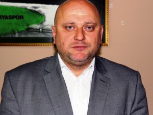 Sakaryaspor Başkanı Metin Doğrucandan Basın Açıklaması