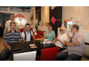 Pınar Dilşekerin Albüm Sevinci