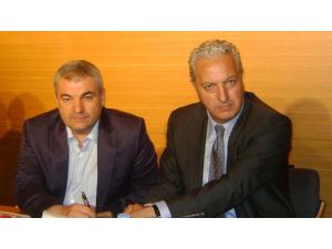 Çaykur Rizespor, Rıza Çalımbay İle Sözleşme İmzaladı
