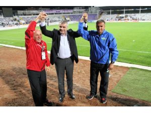 Akhisar Belediyespor Hamzaoğlu İle Devam Edecek