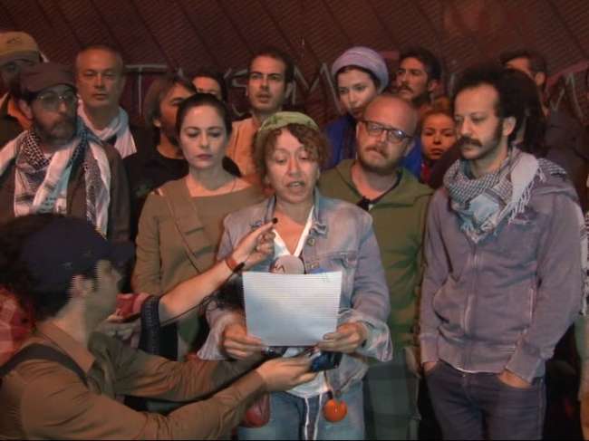 Sanatçılardan Taksim Meydanı’nda açıklama
