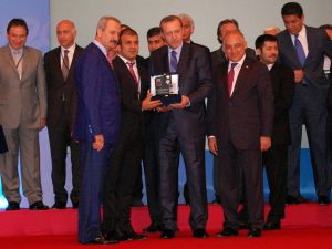 Türkiyenin İhracat Şampiyonları Ödüllerini Başbakan’dan Aldı