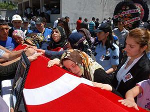 Şehit Polis Son Yolculuğuna Uğurlandı