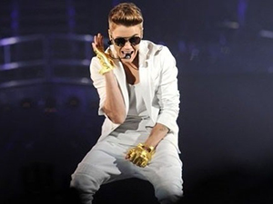 Justin Bieber Uzaya Gidiyor