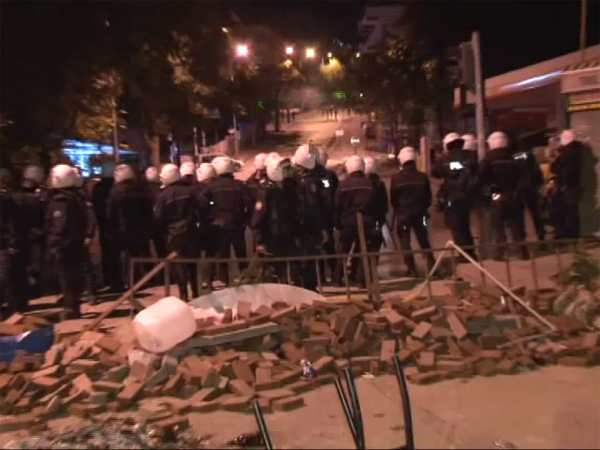 Gezi Parkı Eylemi Gece De Devam Etti