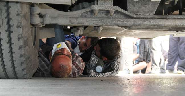 TOMA’nın altına girdi