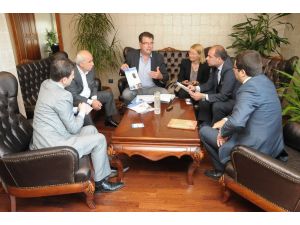 Kiel’den İlk İşbirliği Teklifi