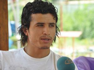Aksihar Belediye Gençlik Ve Sporlu Kaleci Emrah Tuncel: