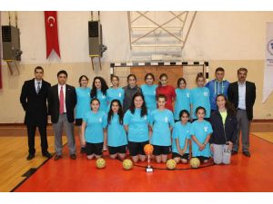 Yalovalı Hentbolcular Hayal Kırıklığı Yaşadı