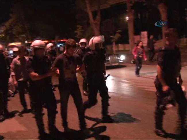 Ankara’daki Gezi Eylemcileri Dağıtıldı