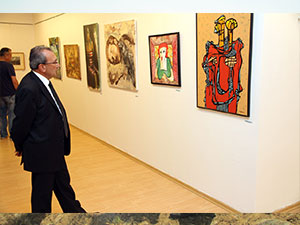 33 Ressam Karma Sergi Açtı