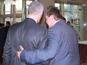 Demirören Ve Hacıosmanoğludan Samimi Pozlar